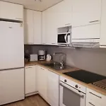 Arctic Aurora Luxury, Lehtikatu 2a 96100 * Rovaniemi