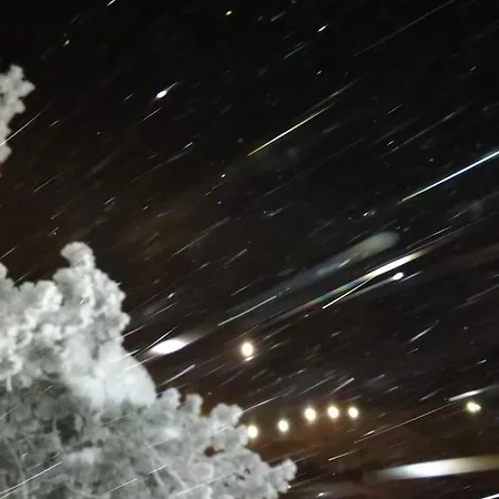 Arctic Aurora Luxury, Lehtikatu 2a 96100