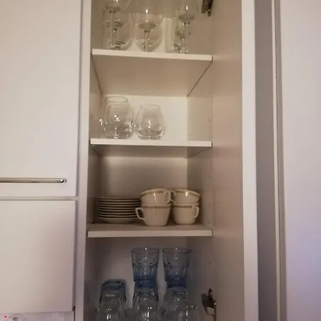 Arctic Aurora Luxury, Lehtikatu 2a 96100